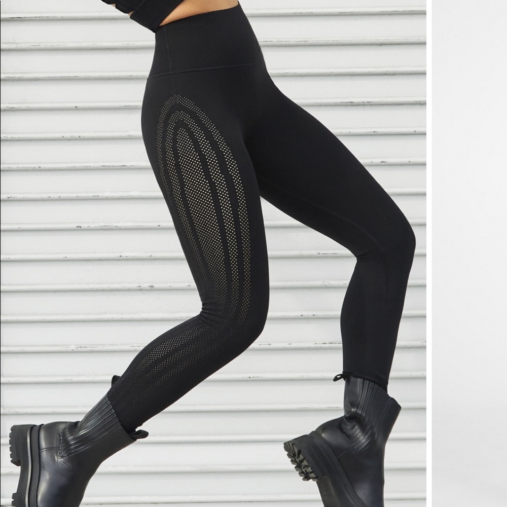 Black leggings